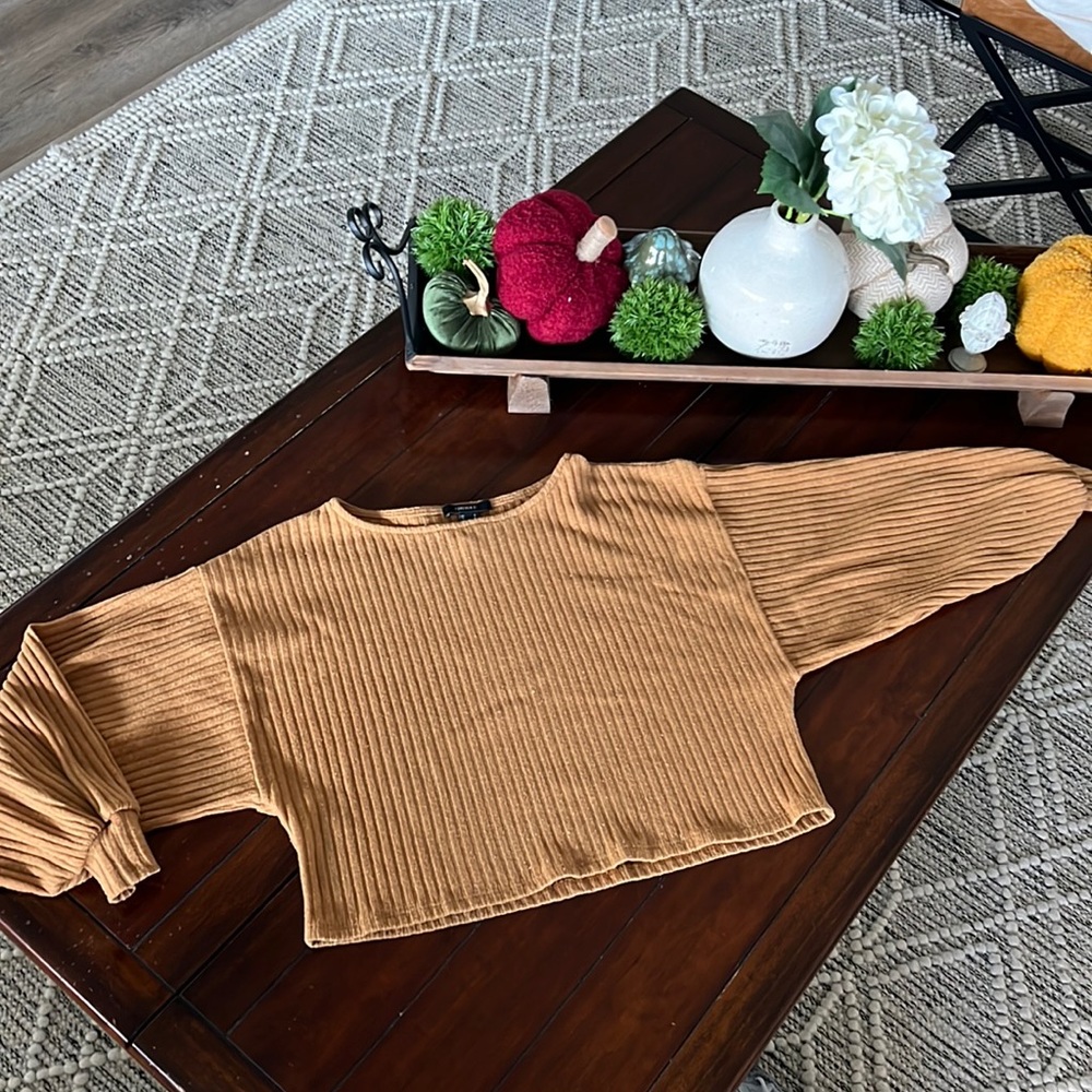 Sweater with pouf sleeve size Small mustard yellow in like new condition
